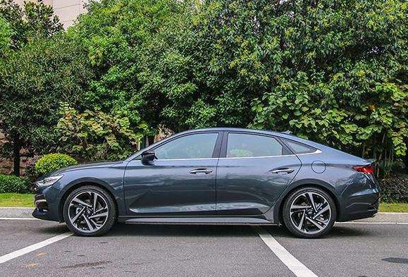 购车优惠推荐,0首付和零息购车哪个划算