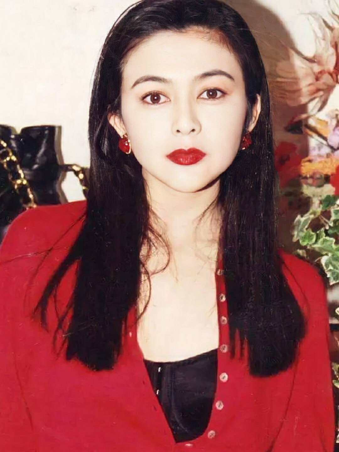 关之琳港风复古盘发,港风妆容化妆教程关之琳