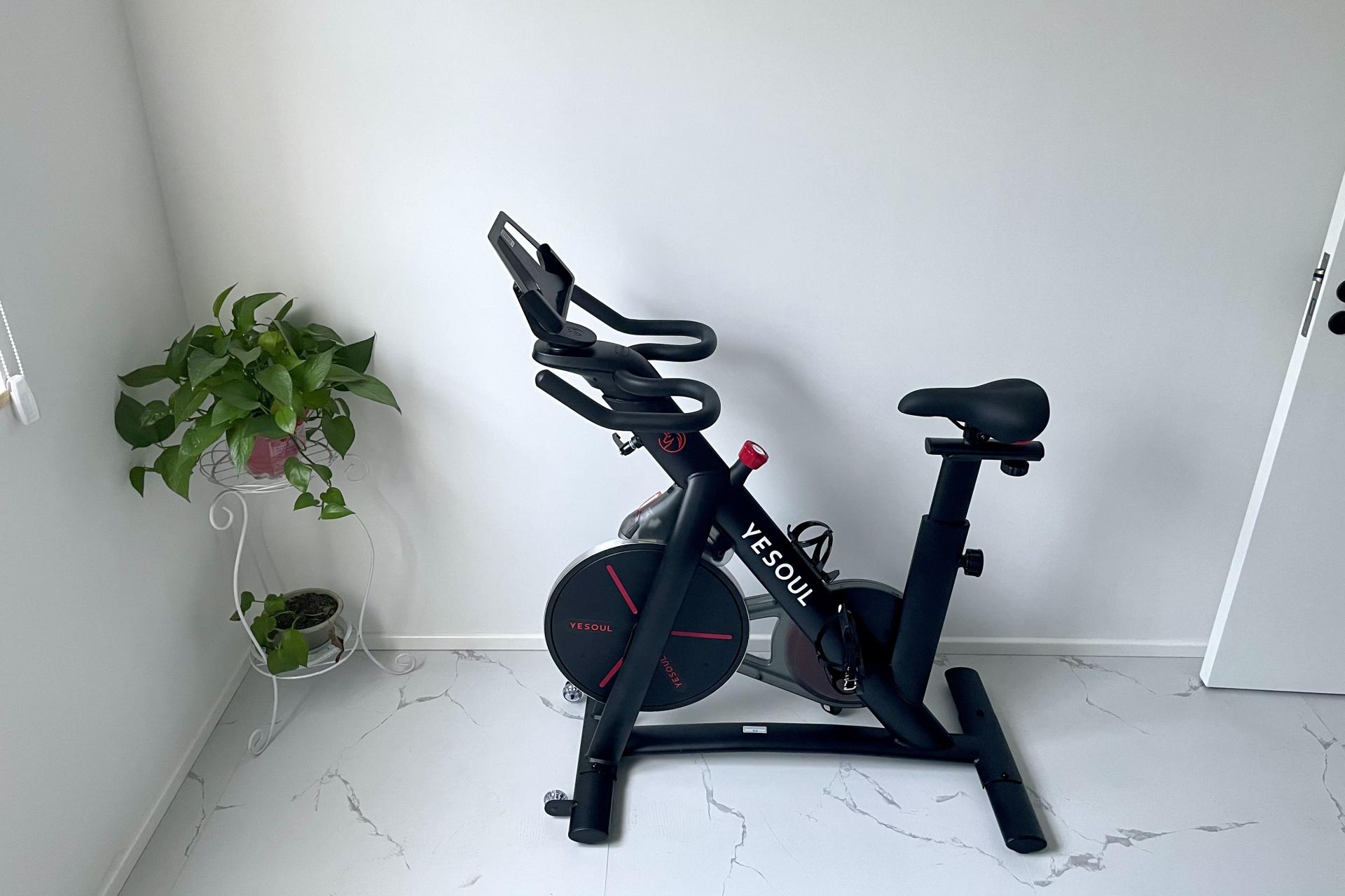 居家锻炼有氧健身运动动感单车,小型健身器材动感单车推荐