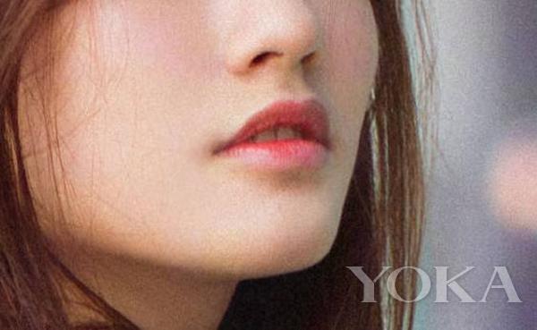 林允最漂亮的唇膏,林允快速化妆变身