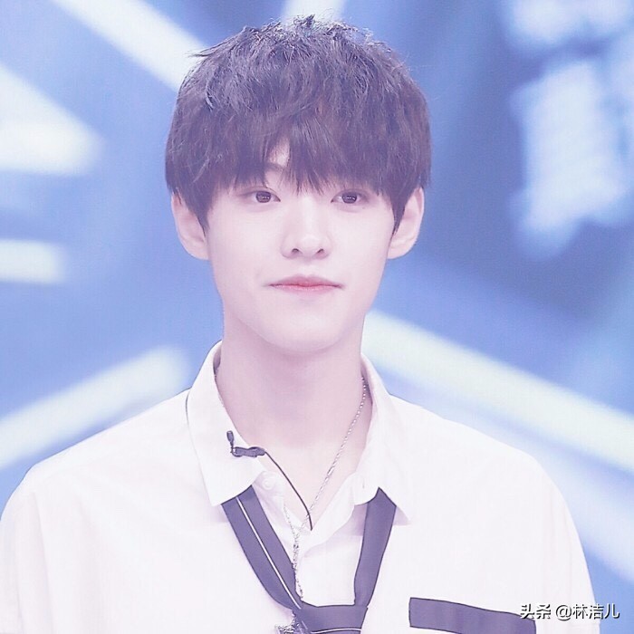 他是抖音大网红,选秀出道未成功,却被国际大牌看上,时尚感飙升