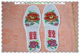 绣花鞋垫欣赏,绣花鞋垫大全完整版