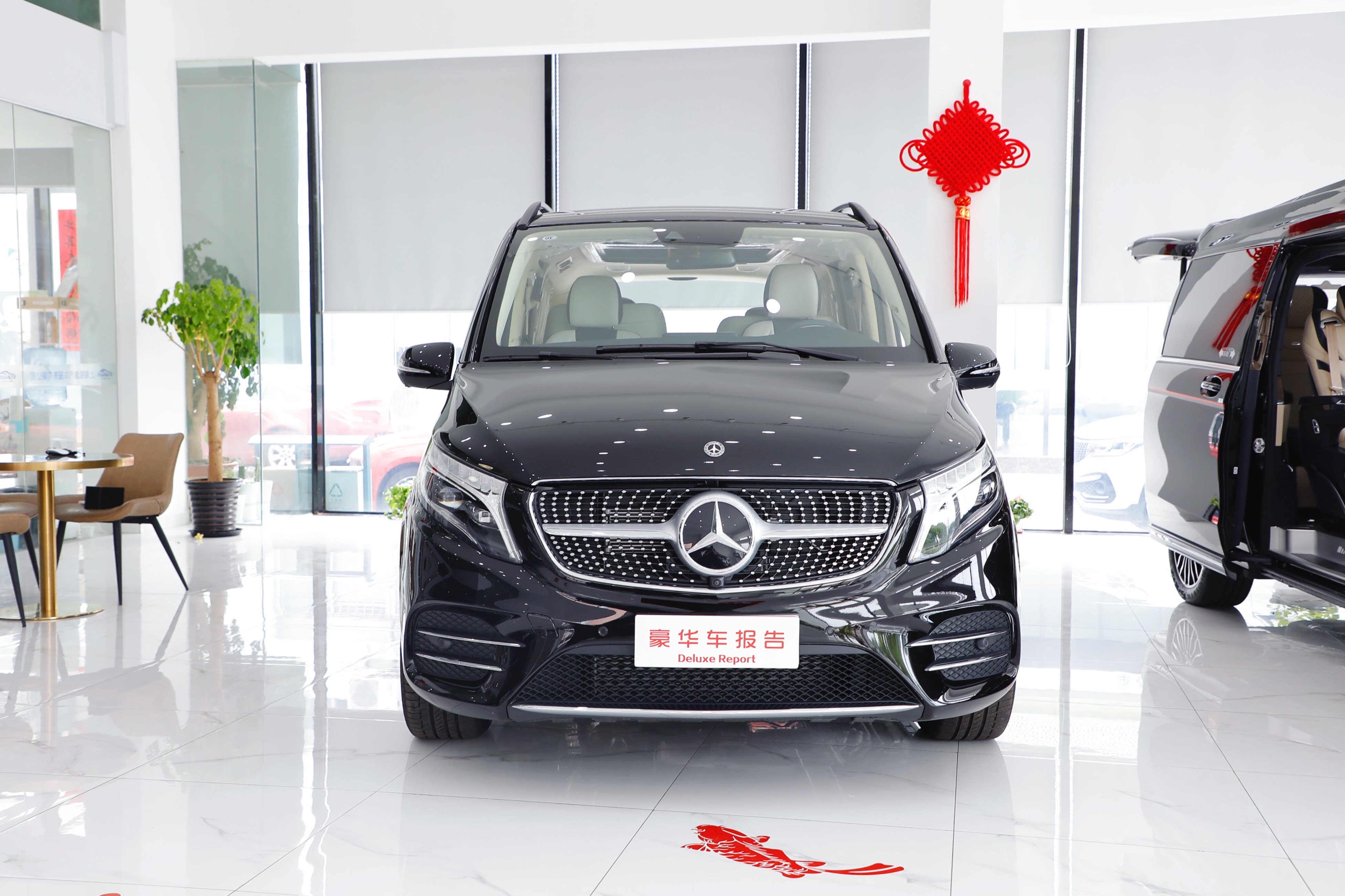 新款奔驰mpv深度评测,豪华之选这几款mpv才够牌面