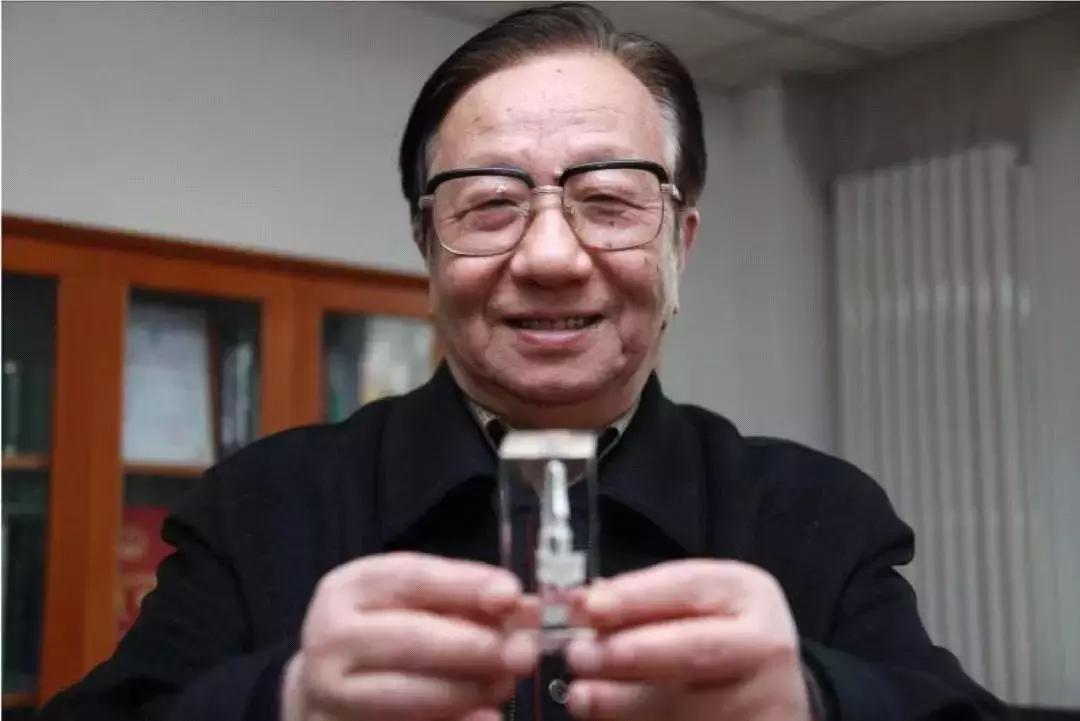 罗伊瓦杰洛斯获得过诺贝尔奖吗,罗伊瓦杰洛斯最新消息