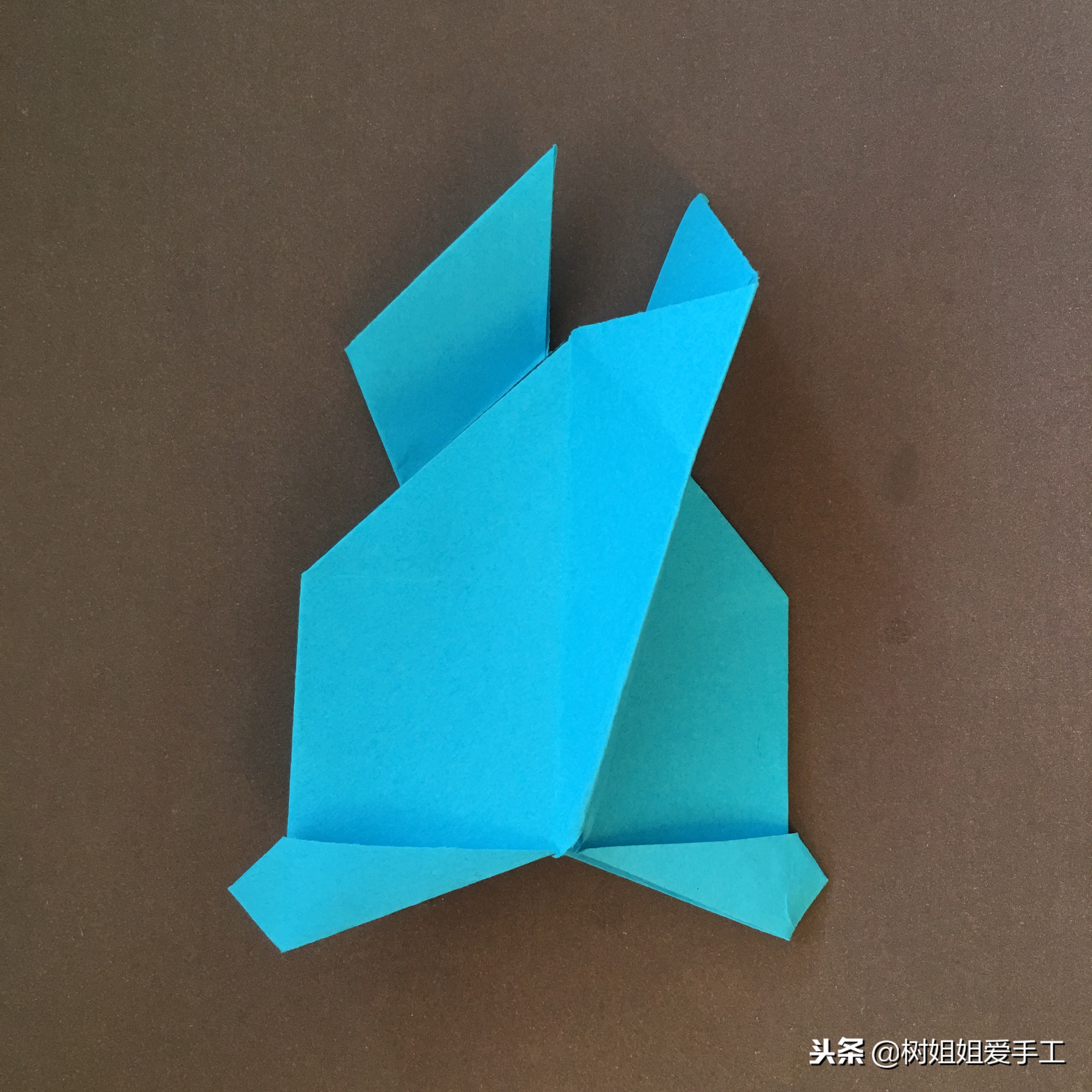 手工鱼嘴巴折法,十七秒折大嘴鱼