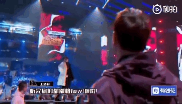 在你头上暴扣原唱新说唱,在你头上暴扣remix