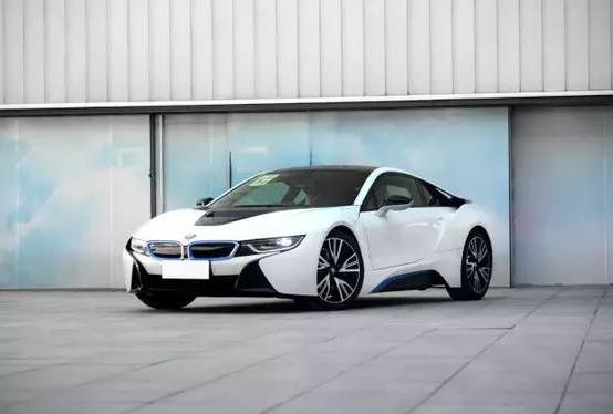 纯电动汽车和油电混动车怎样选,油电混动和增程电动哪个好