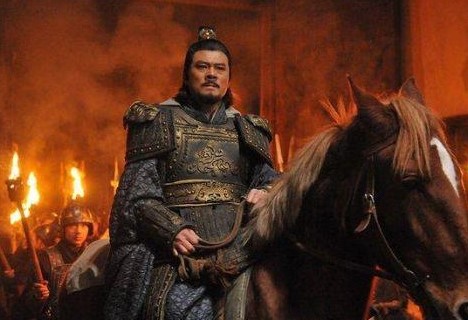 在高湛看来所有姓高的都是潜在的风险;既然如此,那就只能对不住了