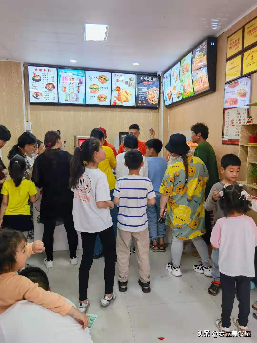 炸鸡店不盈利怎么办,炸鸡汉堡店现状