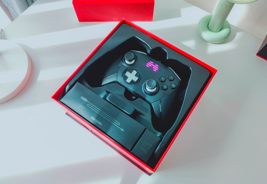 北通宙斯精英机械游戏手柄套装版,宙斯机械手柄