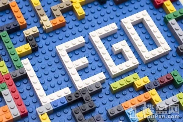 误吞乐高小积木怎么办,误食乐高几天能拉出来