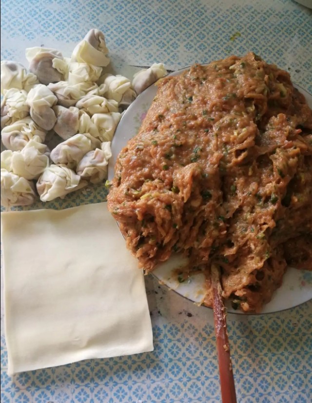 馄饨店配方学习,馄饨店师傅做馄饨全过程