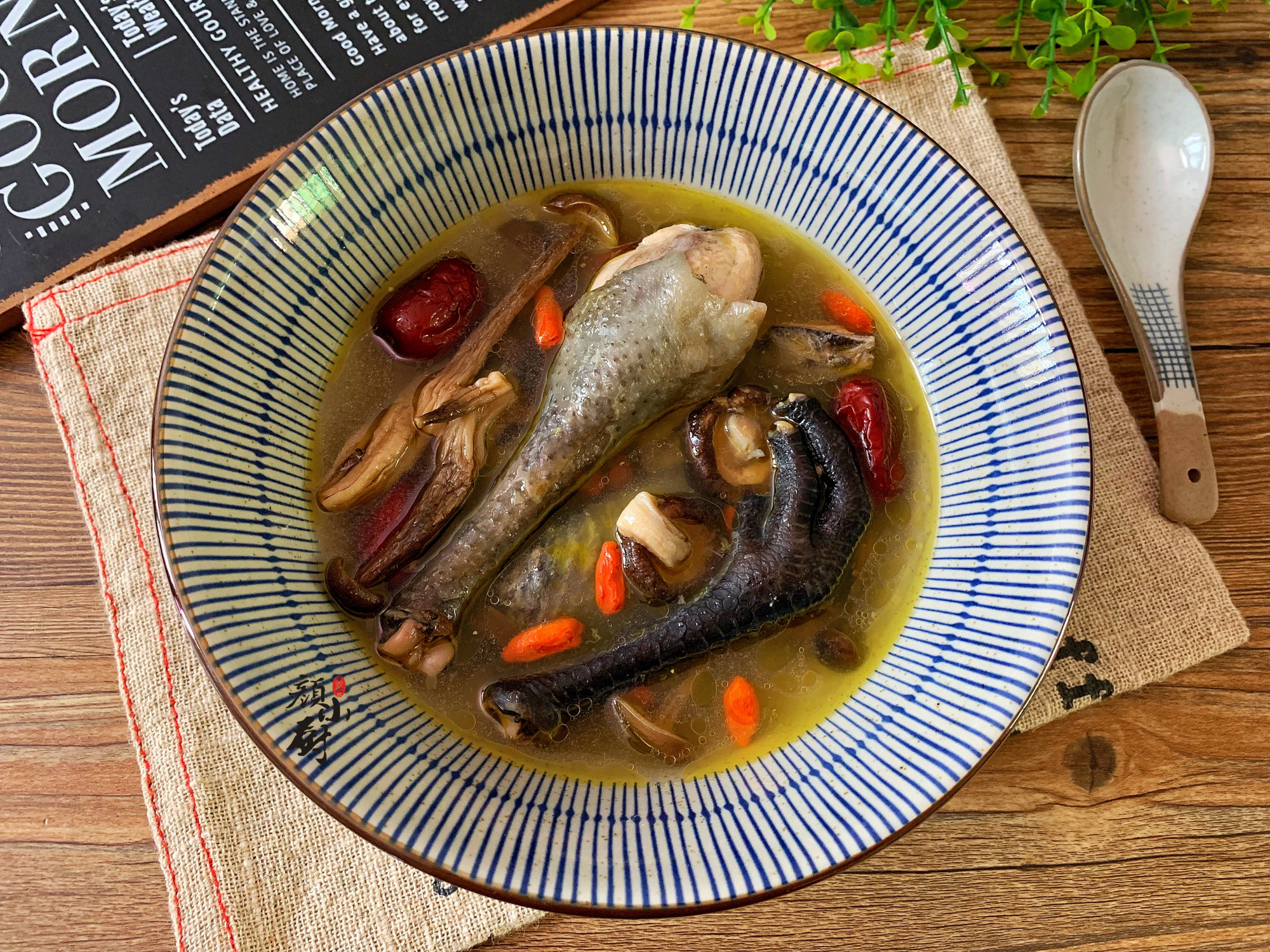 秋天清淡汤的100种做法大全,秋天煲什么汤利于孩子长高最合适