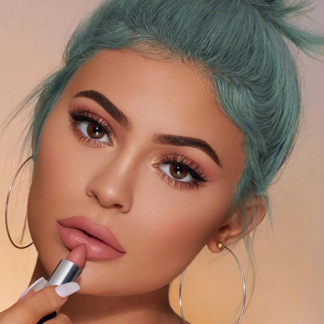 明星搞点副业很正常吧,明星搞副业的视频