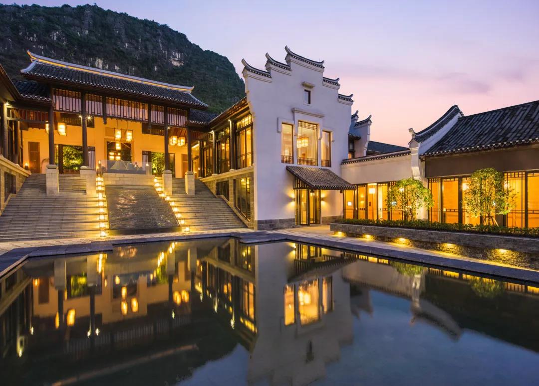 广西阳朔又一顶奢酒店，潺潺流水，久违的隔世风景，美得像一个梦