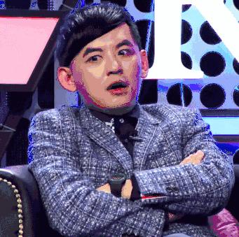 闭关的第25天,我竟然撩到一个极品小姐姐