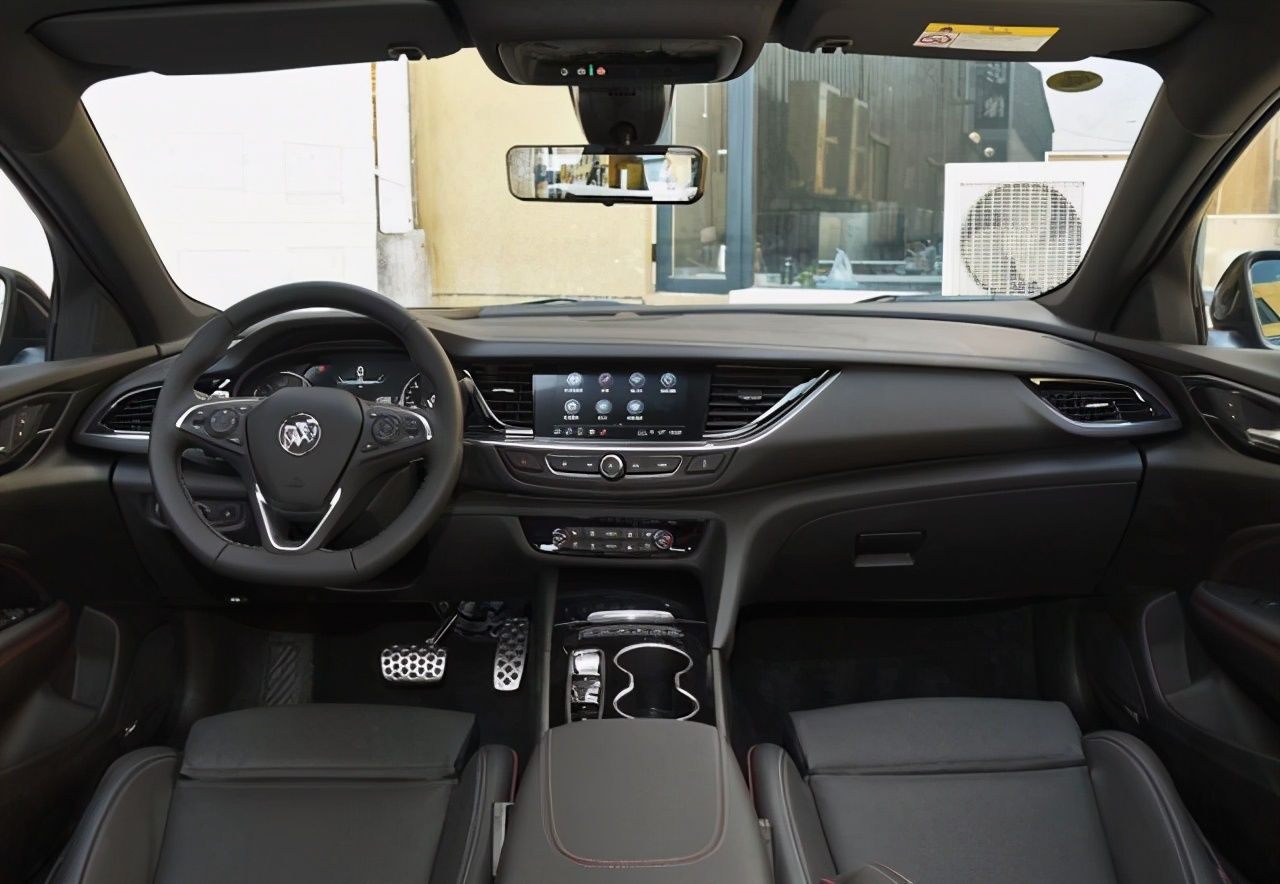 别克君威2.0t降价到14万3落地了吗,别克君威1.5t可以入手吗