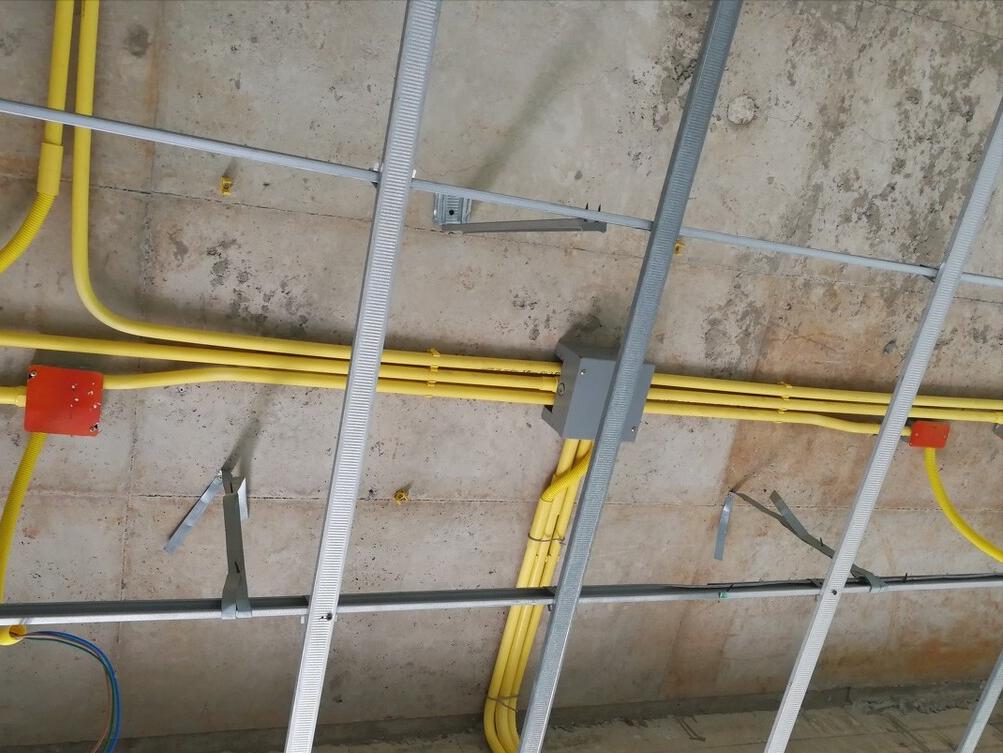 装修吊顶时应注意什么事项,房子装修扣板吊顶应该注意什么