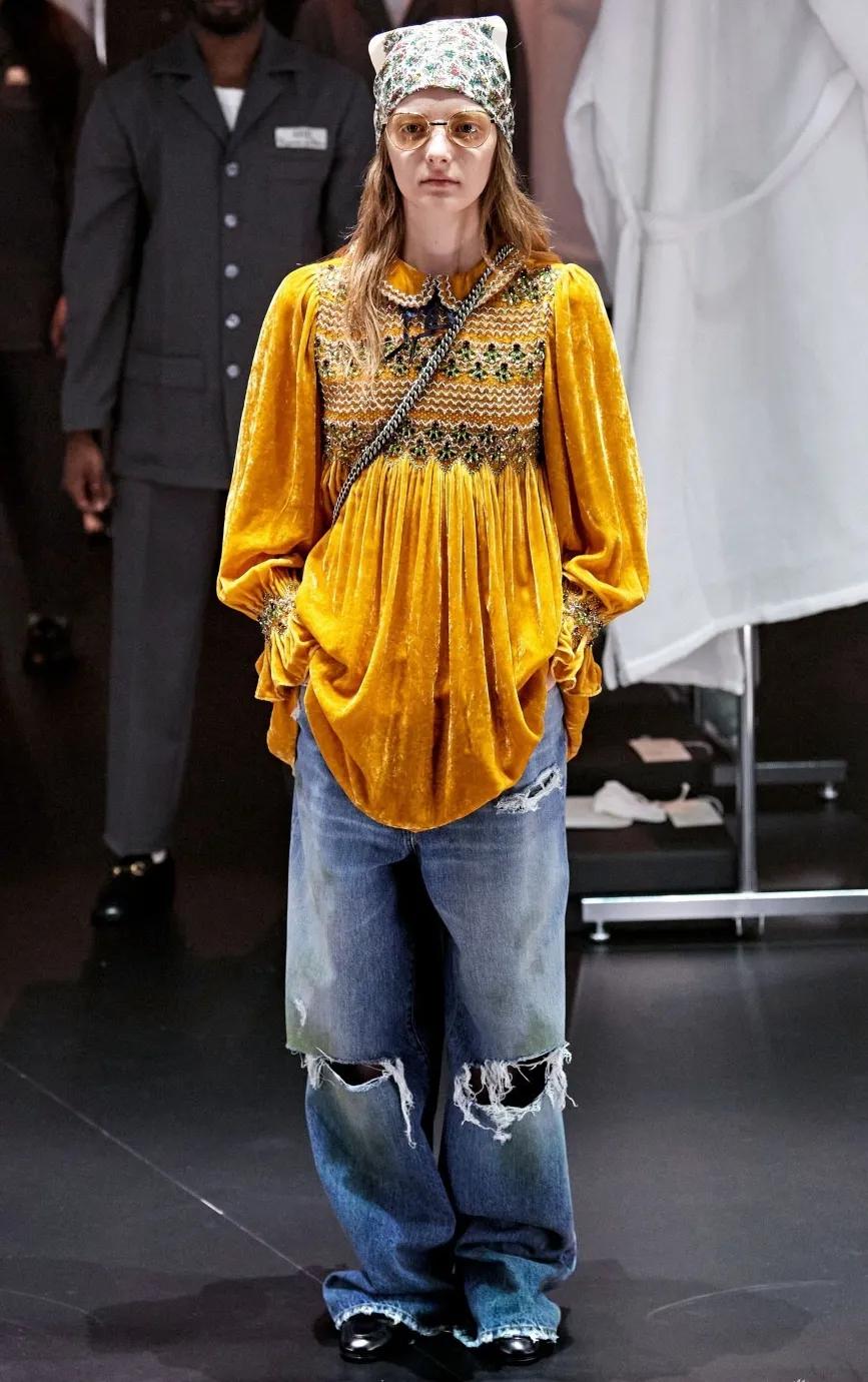 丝巾的100种系法,90x90方形丝巾的系法慢动作视频