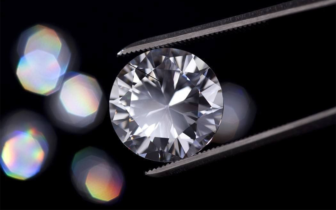 钻石无坚不摧,钻石有裂痕会碎掉吗