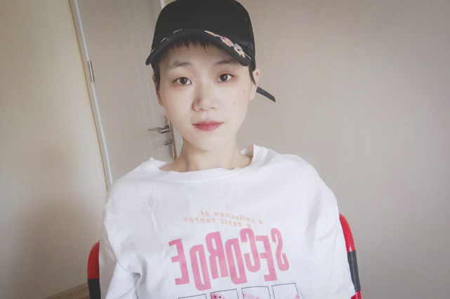 重庆漂亮单亲妈妈患重症致瘫痪，网恋男友跨1800公里接她回家