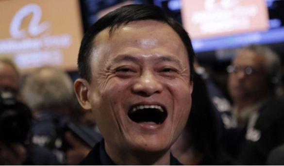 马云支付宝推新功能,收益竟比余额宝更高更稳定,借款不用利息?