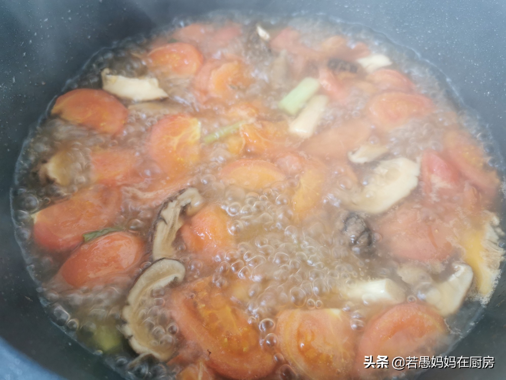 最简单面粉最好吃的做法,面粉最好吃做法不用揉面