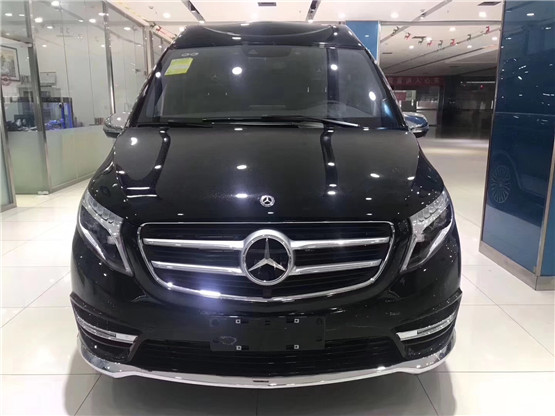 奔驰v260l七座商务车内饰,奔驰v260l长轴距豪华版空气悬挂