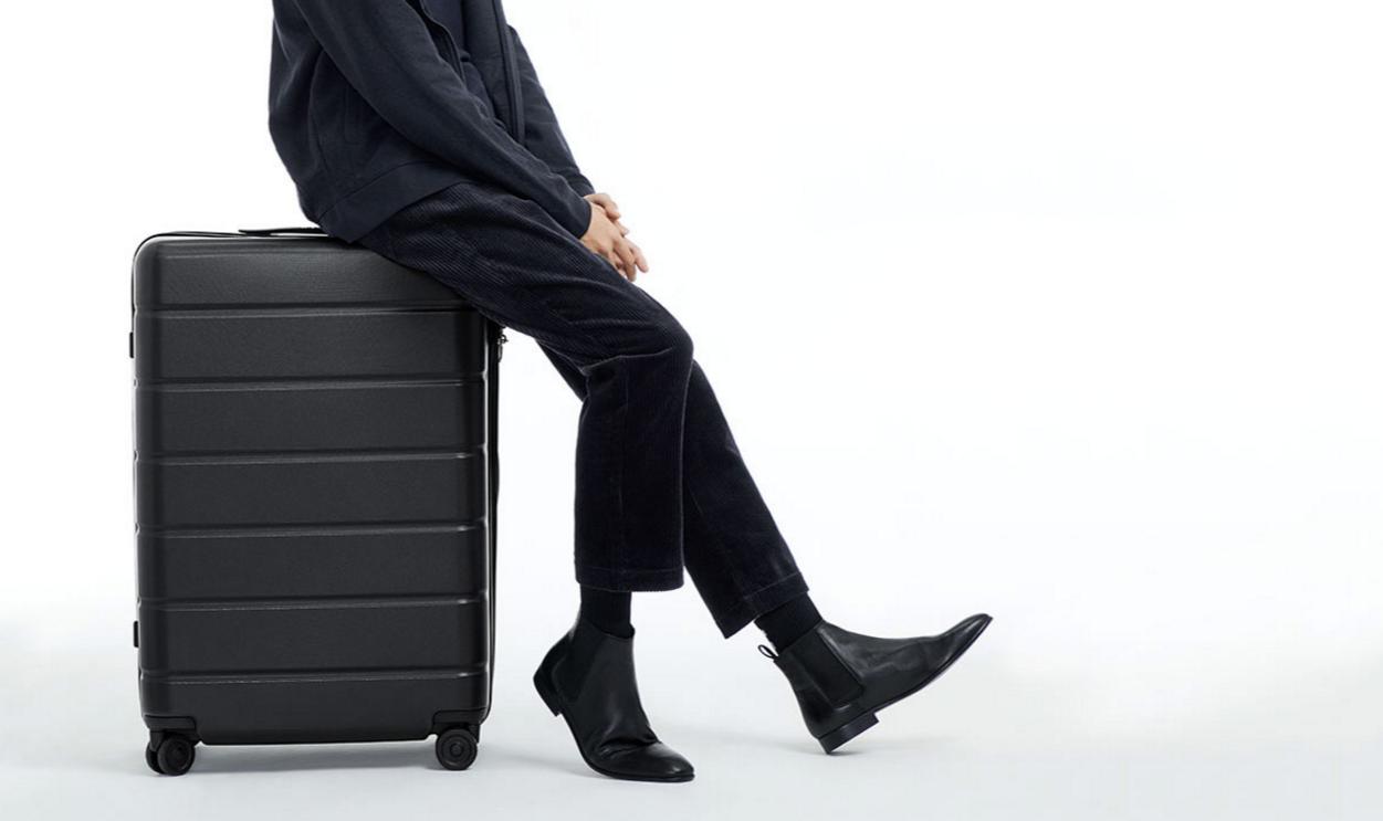 小米旅行箱20寸和24寸,外交官旅行箱和小米旅行箱哪个好