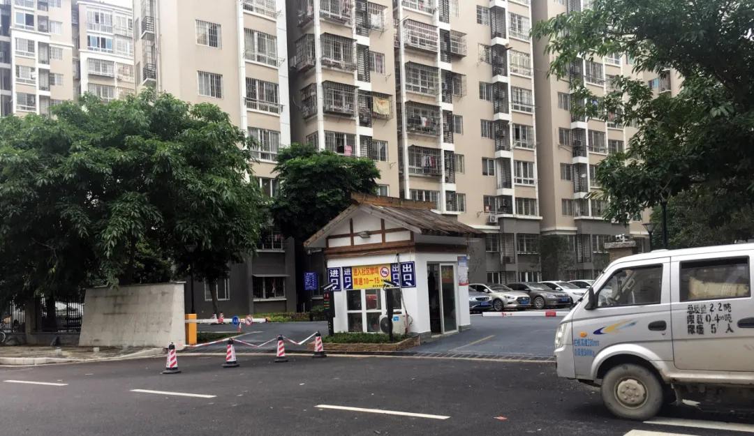 福州容纳最多人的广场,福州巨大的广场