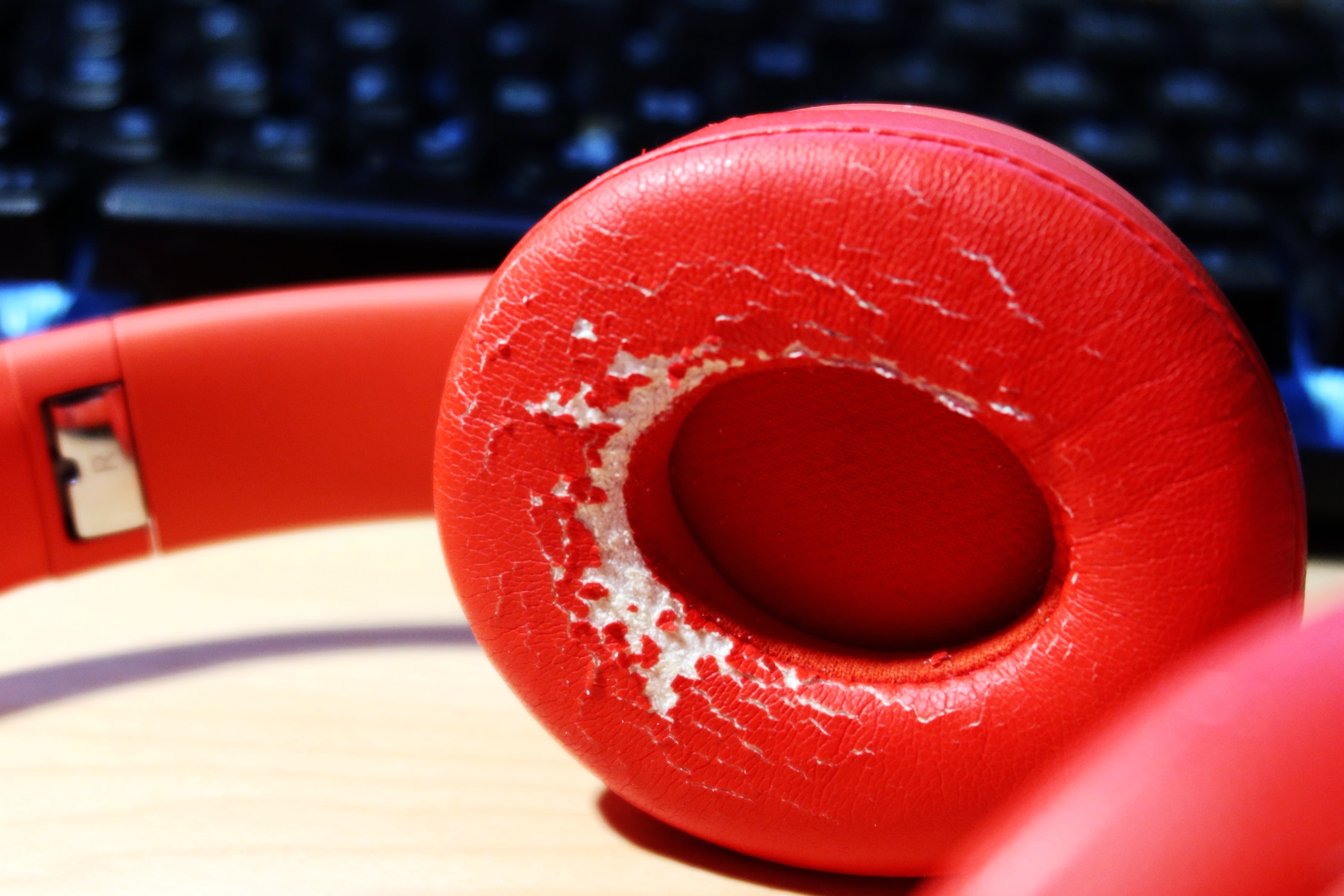 修复头戴式耳机的耳罩,solo3耳机套更换紫色