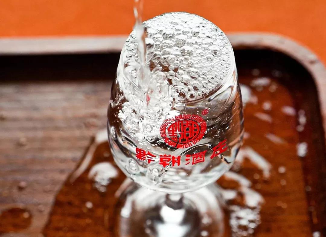 茅台酱香酒怎么样,为什么要喝茅台的正宗酱香酒