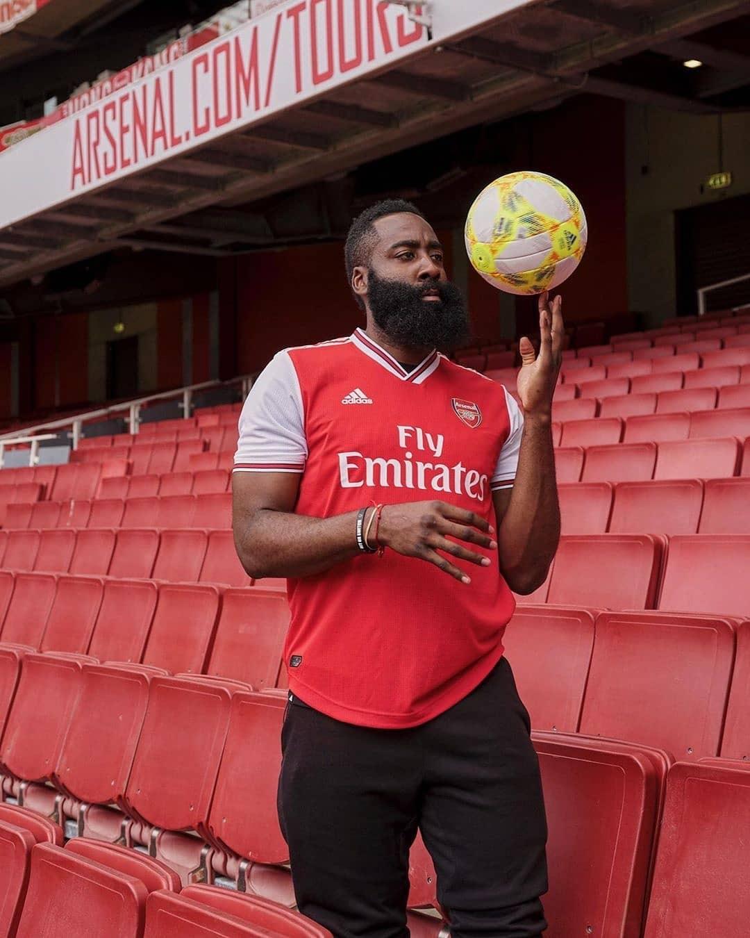 哈登压哨加盟勇士,火箭一哥哈登