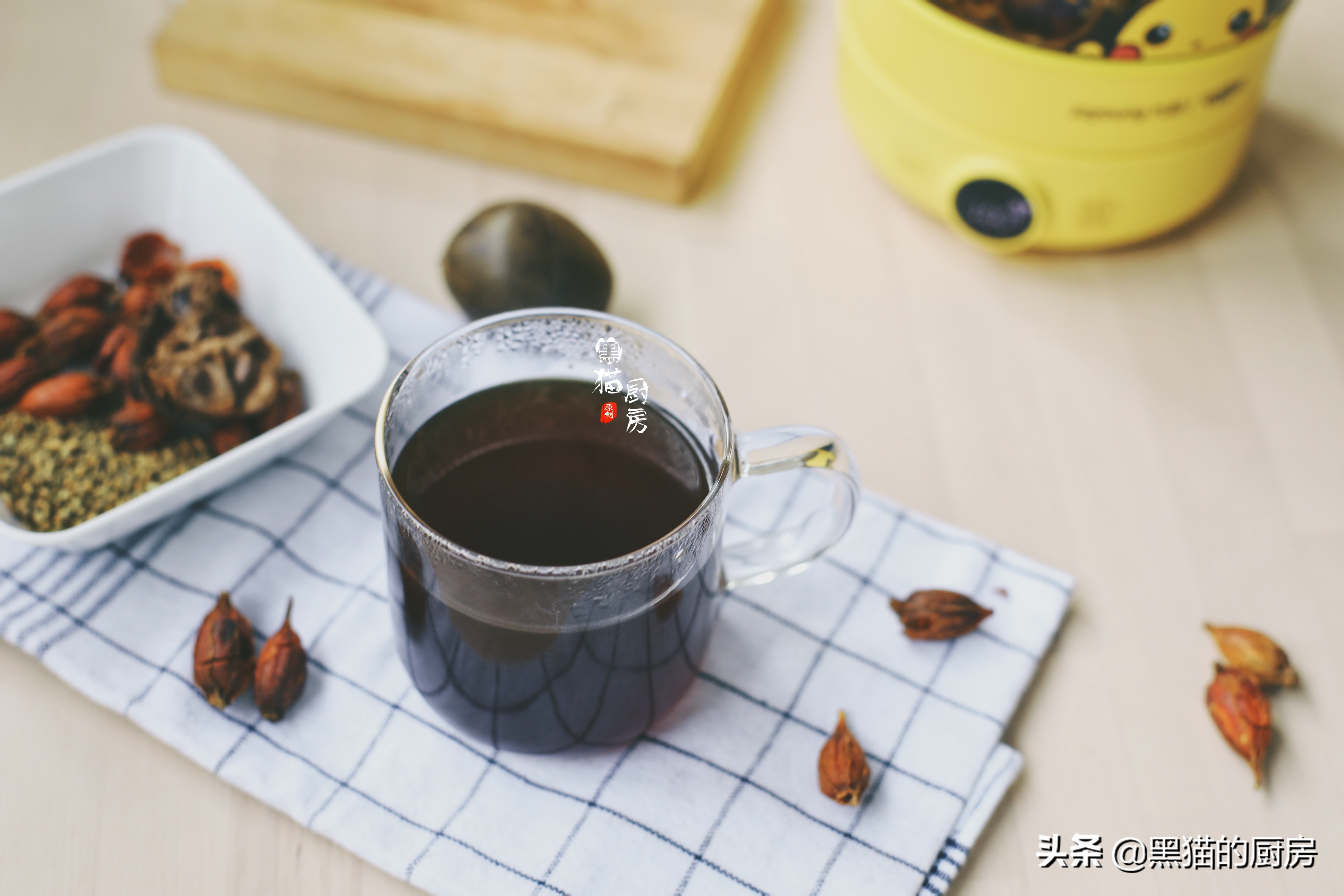 天冷，少吃水果多喝“五花茶”，一次一壶，微甜回甘不怕口干口苦