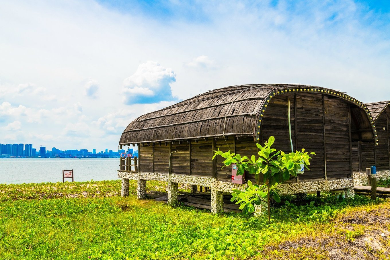 何必去国外！广东此海岛四季如春，风景堪比马尔代夫，人少物价低