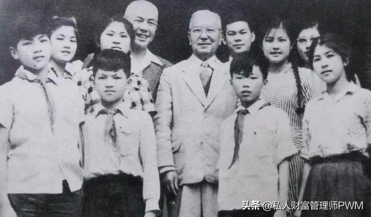 论倾财兴学，无人可比陈嘉庚家族！女婿李光前慷慨堂侄办南洋大学