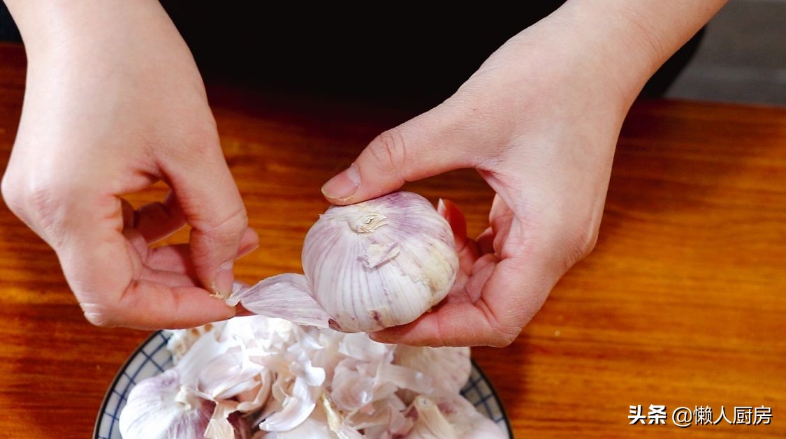 腌腊八蒜的正确方法和步骤,腌腊八蒜的正确方法窍门