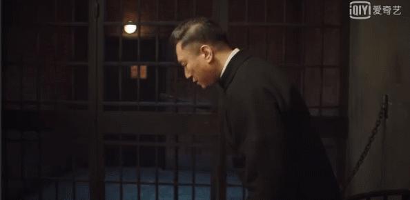 从8.2到5.9，金海没死也难救口碑，《新世界》是黑红还是被低估？