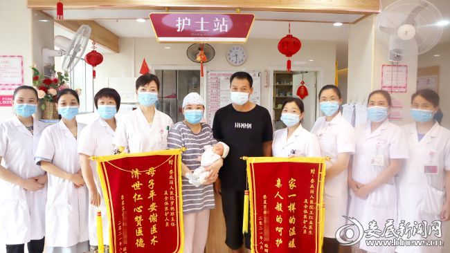 从放弃顺产到平安顺产,37周羊水过少的孕妈在娄底丽人妇产医院经历了什么?