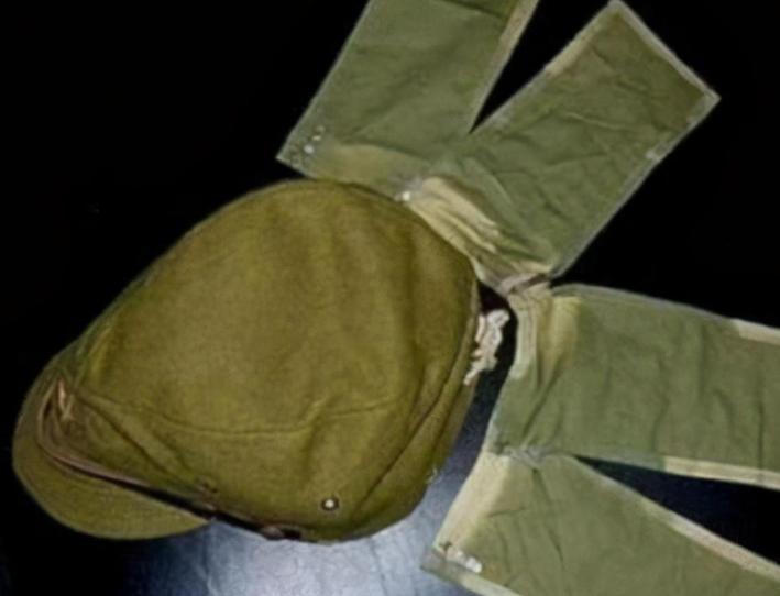 日本军帽为什么有三块布,日本军帽为什么有几块布