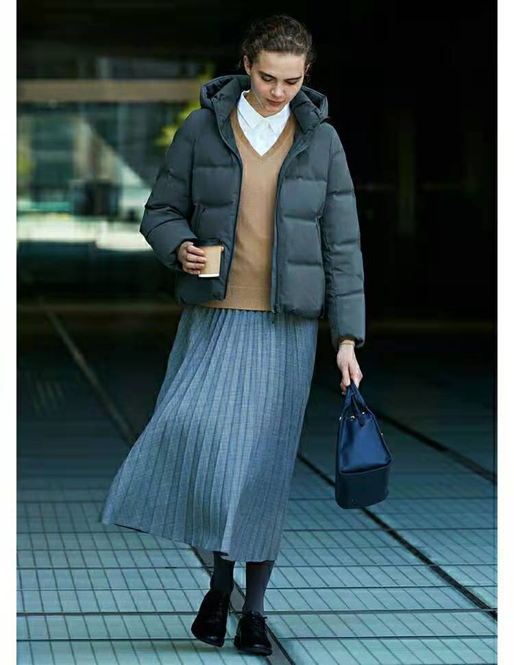 优衣库的羽绒服那么轻暖和吗,优衣库429467无缝羽绒服搭配