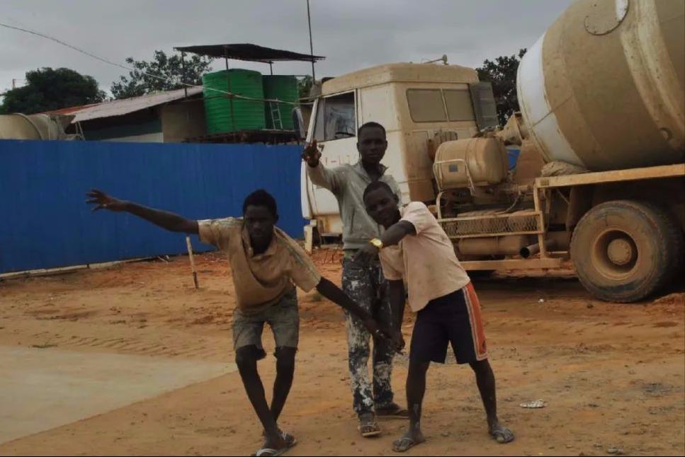 在安哥拉当黑人管理部部长1回忆我在非洲安哥拉的日子（十七）