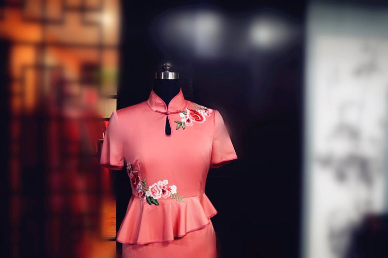 鐖舵瘝绌挎吵瑁呭ソ鐪嬪悧,鐖舵瘝绌跨殑娉宠。