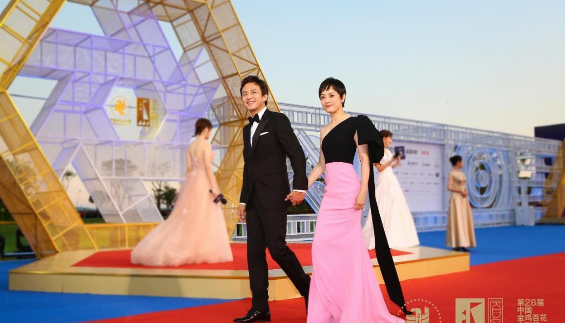 孙俪穿的绿裙子,孙俪穿什么颜色的裙子好看