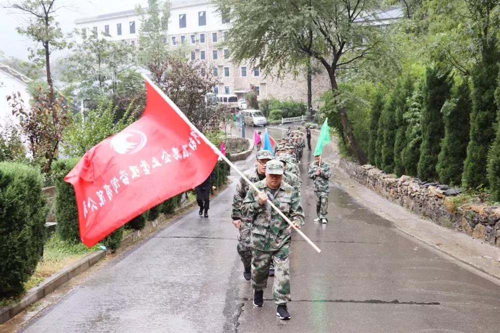 走过风雨人生,更懂理解和爱——记「三强医械」国庆户外拓展之旅