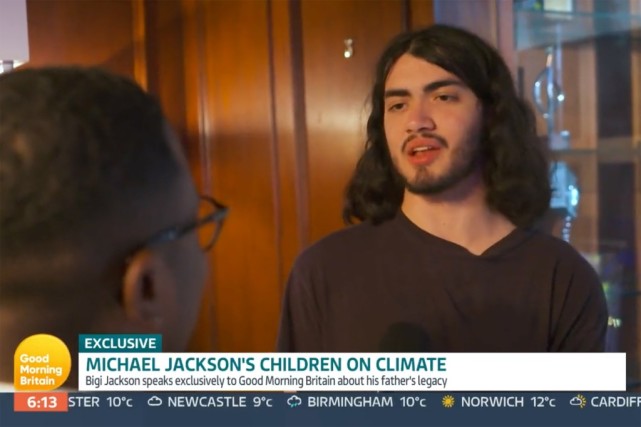 迈克尔杰克逊小儿子为何留长发,迈克尔杰克逊的三个孩子长大了
