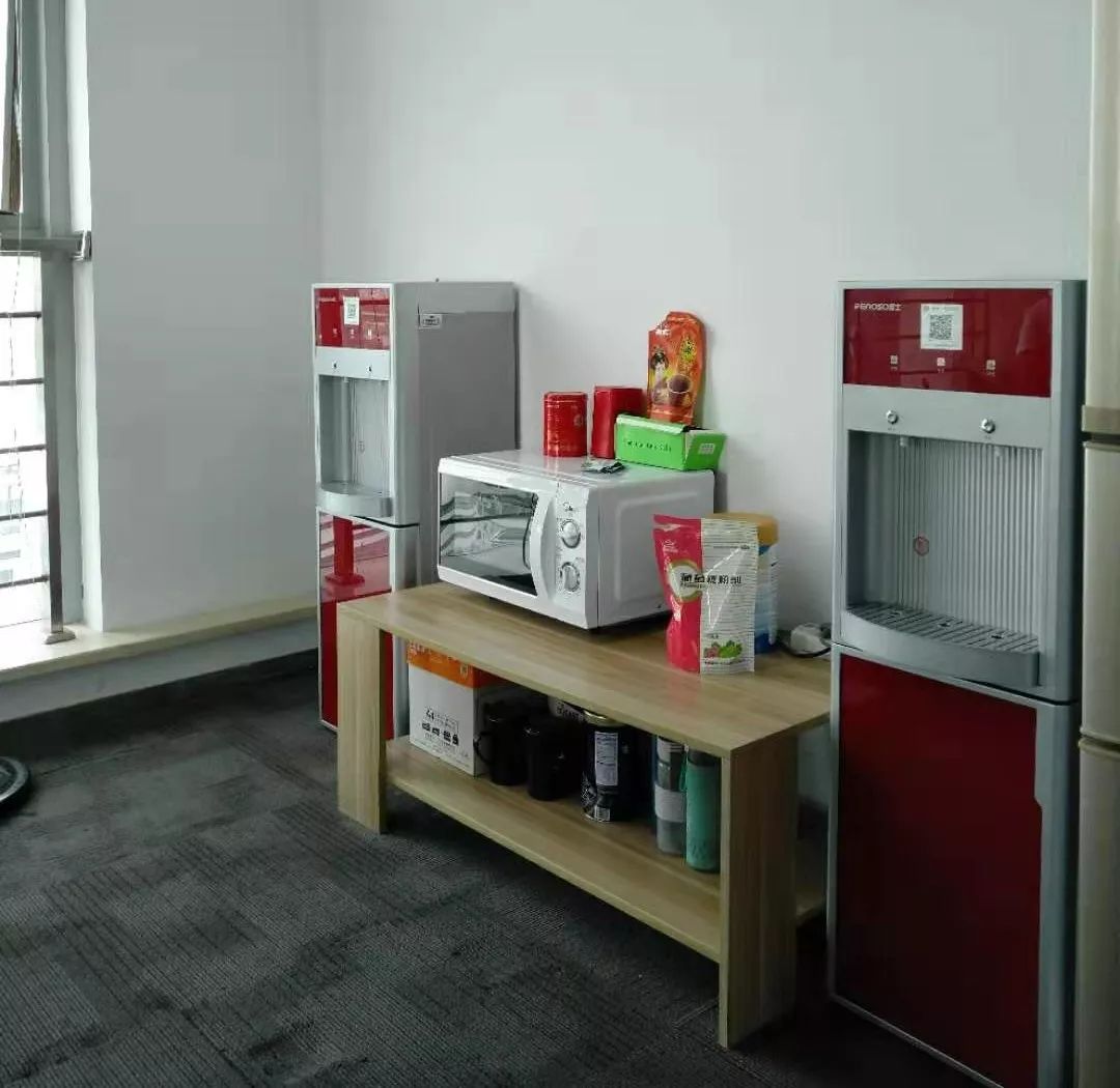 如何避免塑料水桶长青苔,怎样刷纯净水水桶的青苔