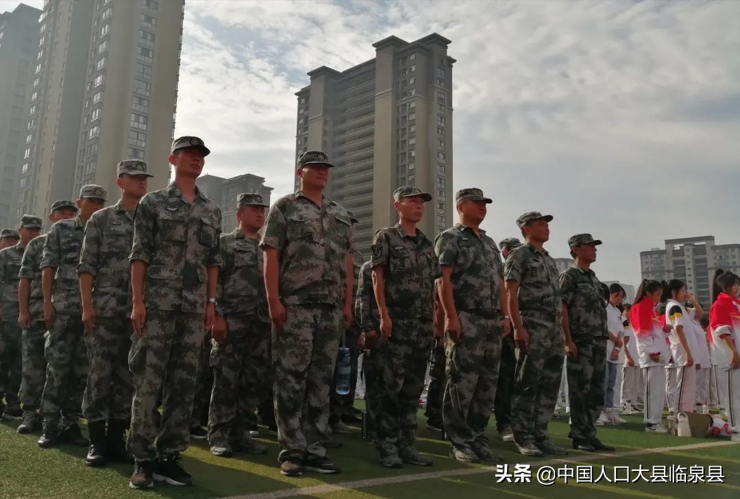 安徽省临泉二中军训,临泉二中军训视频2020
