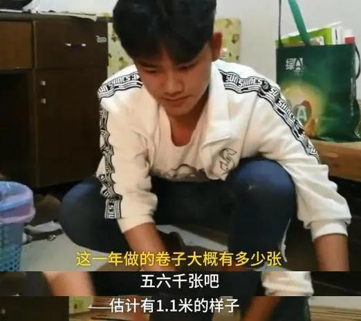 小学生作文读书的苦与乐,小学生读书的经典作文