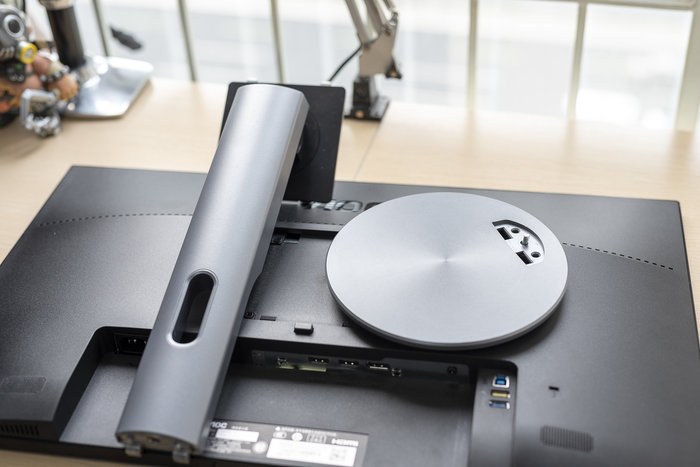 2019年2000元显示器推荐,两千块钱的4k显示器能买吗